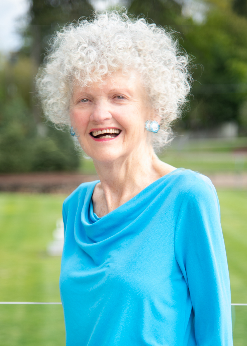 Louise Murray headshot